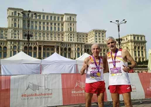 UN CAMPEÓN DEL MUNDO INDIVIDUAL DE MARATÓN, DOS POR EQUIPOS Y OTROS DOS BRONCE POR EQUIPOS EN BUCAREST