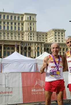 UN CAMPEÓN DEL MUNDO INDIVIDUAL DE MARATÓN, DOS POR EQUIPOS Y OTROS DOS BRONCE POR EQUIPOS EN BUCAREST