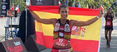 GEMMA  ARENAS MEDALLA DE PLATA ULTRA TRAIL ABSOLUTA Y ORO EN LA MASTER F-45
