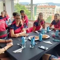 GRAN ACTUACIÓN DE NUESTROS ATLETAS SUB-18 EN EL FEDERACIONES DE PONTEVEDRA